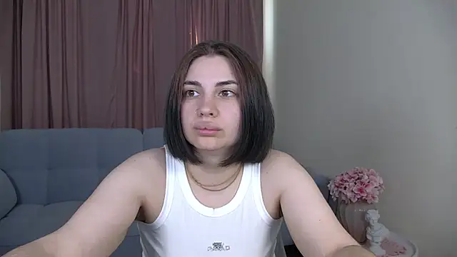 AdrianaToress webcam