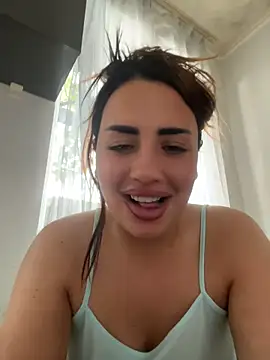 Watch tesaa1212 live on EroticFlix - High definition streams