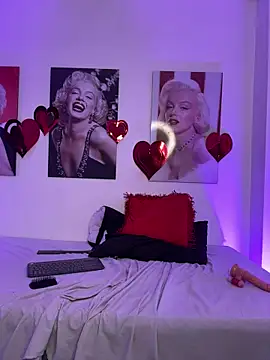Watch SofiaVitali_ live on EroticFlix - High definition streams