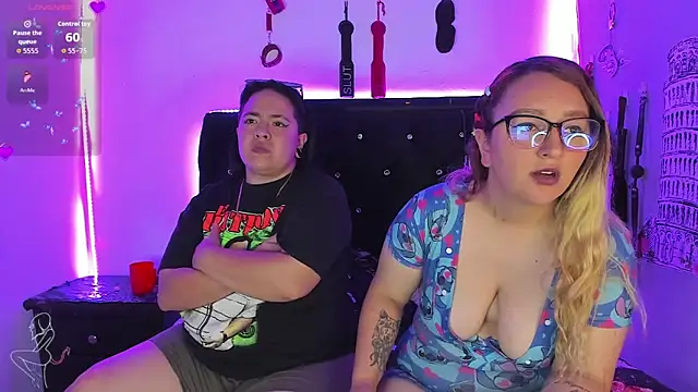 katieeandsharonn webcam