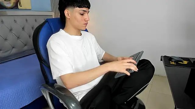 SamBlack_ webcam