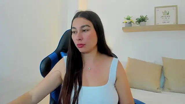 bella_99_ webcam