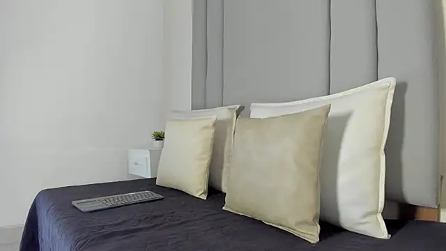 CannelaSmith webcam