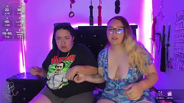 katieeandsharonn webcam