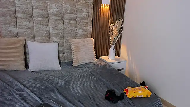 Lunaa_XXX webcam