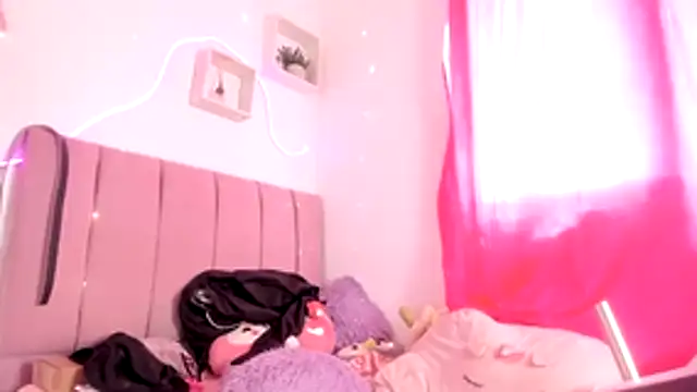 lilith_horny webcam