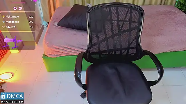 nena_cupcake_ webcam