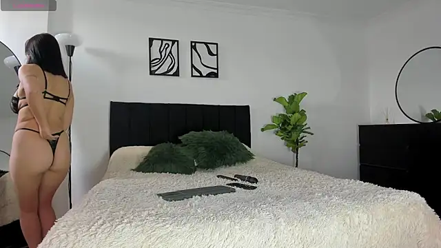 mai_evans webcam