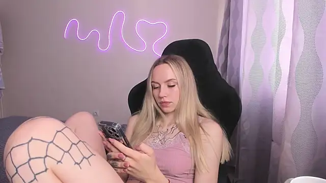 hello_kittyyk webcam
