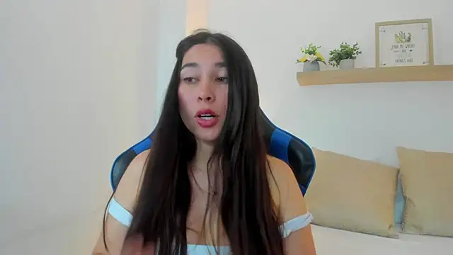 bella_99_ webcam