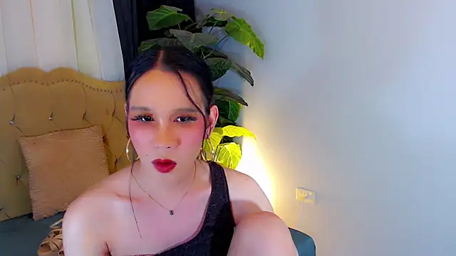 LexiLoreOnTop webcam
