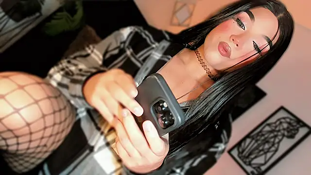 misstreslatin webcam