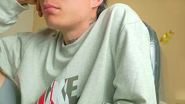 Nascary_Fox webcam