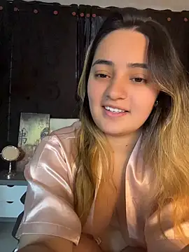 Antonella_Julieta webcam