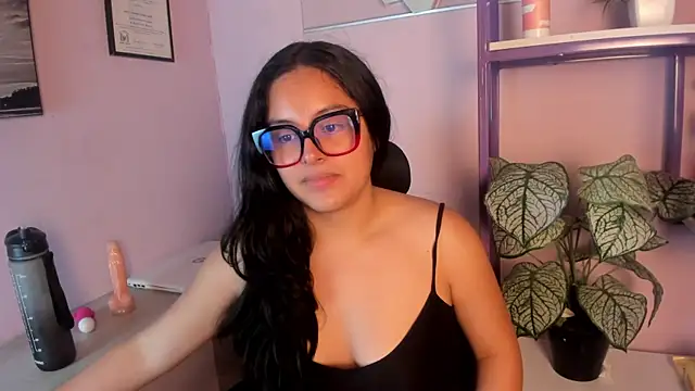 Crystal_Moom webcam