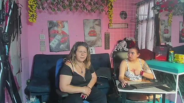 lesbiancuple webcam
