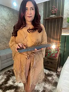 Watch MonicaMoret live on EroticFlix - High definition streams