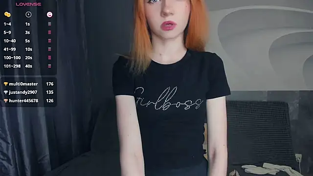 Watch TarynPalek live on EroticFlix - High definition streams