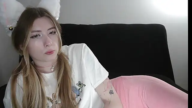 ErikaShyy webcam