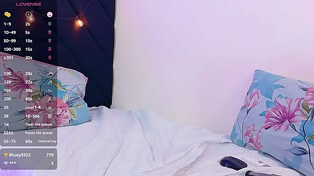 hornybarelylegalgirl webcam