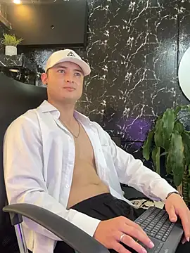 Alexander_ferre webcam
