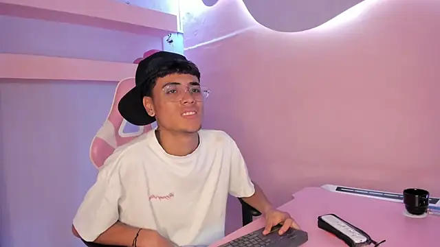 DannTaylor webcam