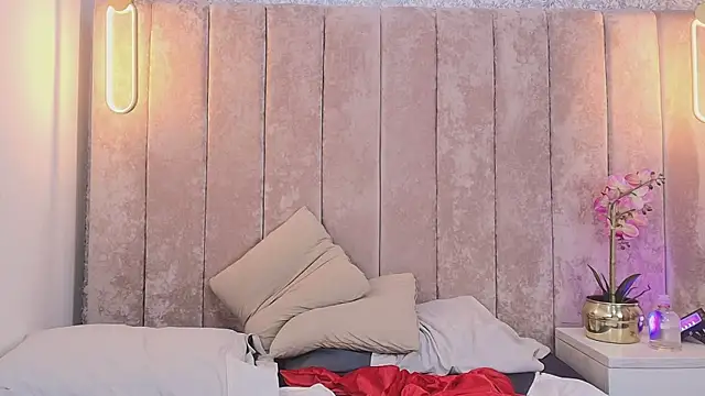 Lyaa_606 webcam