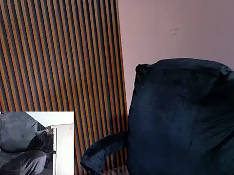 MissOffice_ webcam