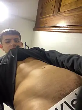 fresdyhot webcam