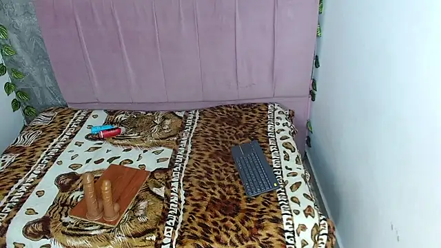 Alysrous_Mar webcam