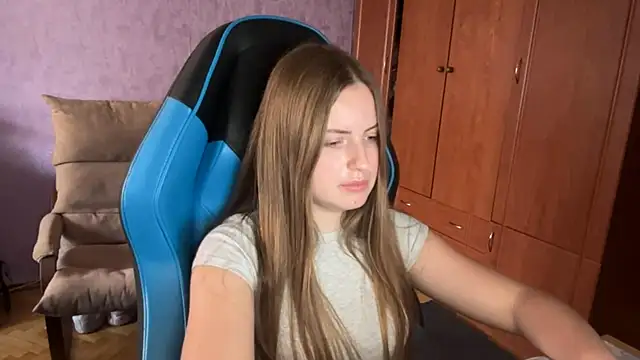 SilkSinner_ webcam