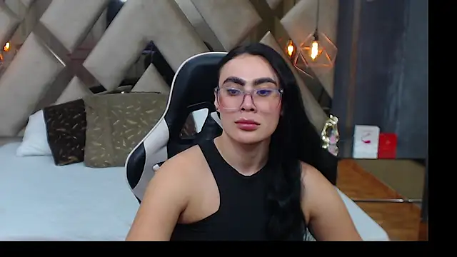 MartinaaFit webcam