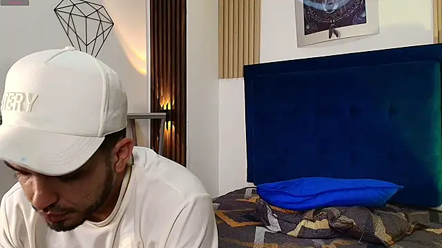 Kyro_Blaze webcam