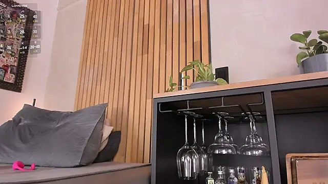 honeyhot69__ webcam