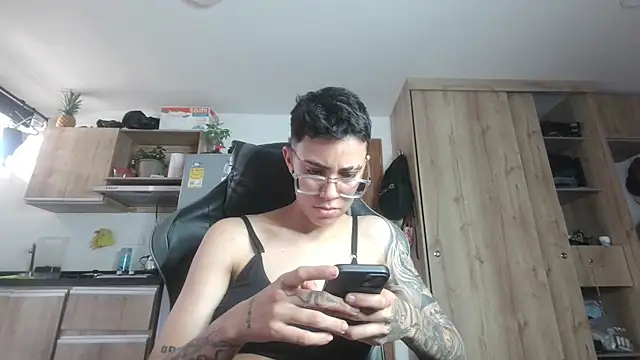 Cutie_Shy_ webcam