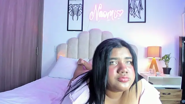 NaomiAsha webcam
