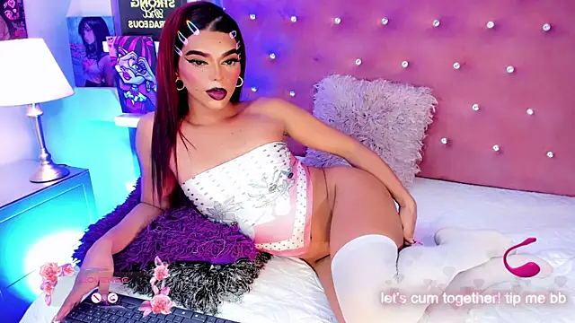 diiva_smiith (T young) - 🩷🩵🤍SHOW ASS DIVA🤍🩵🩷