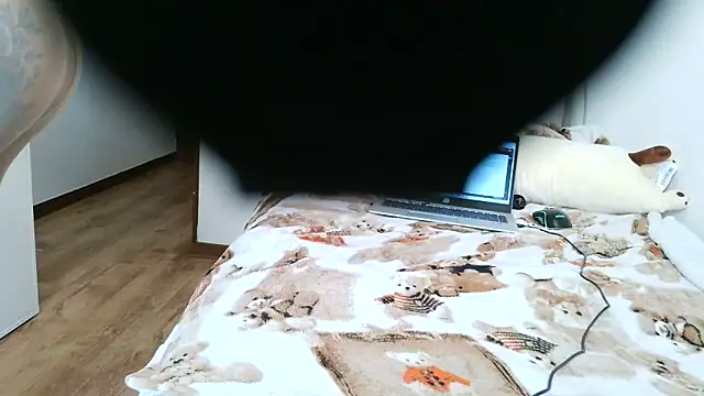 serena__vedette (T young) - SHOW CUM