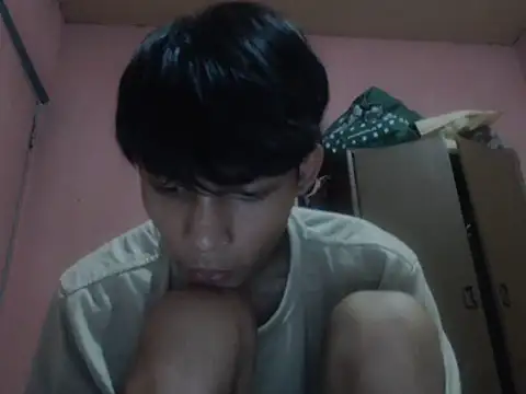 kyoshi_19 (M twink) - tip Fash dick 25 token, cum in public