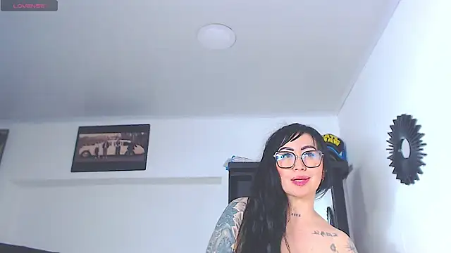 Vicky_hotmilf webcam