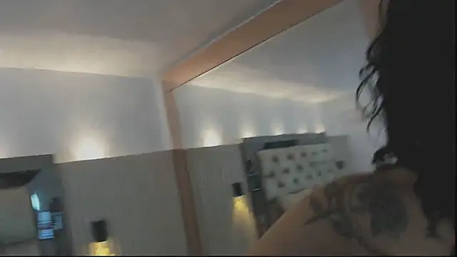 noah_pariss webcam