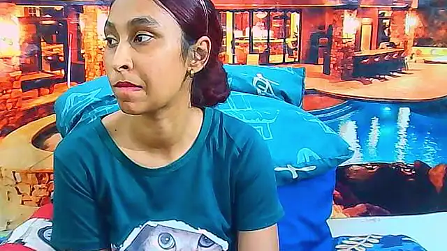 IndianSexyButt webcam
