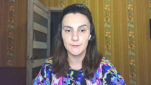 warm_pearl webcam