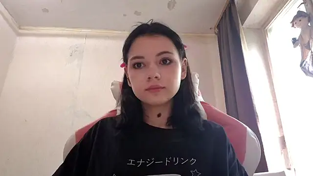MilaTease webcam