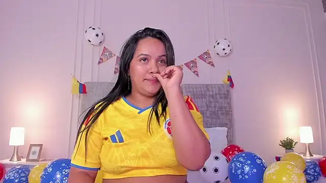 Emma-Velez webcam