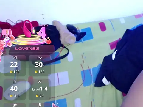 ninatiny webcam