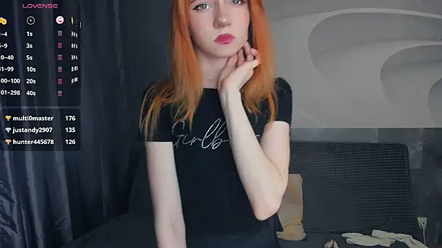 Watch TarynPalek live on EroticFlix - High definition streams