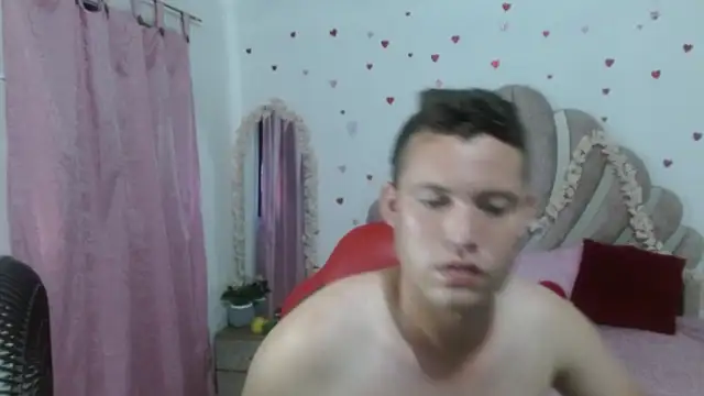 sven_fox723 webcam