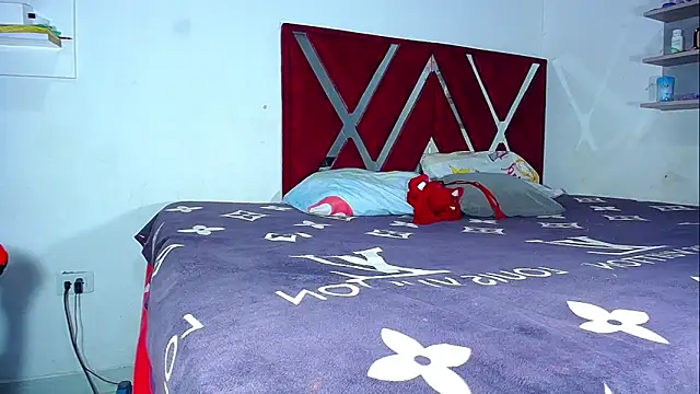 DanisaBrown webcam