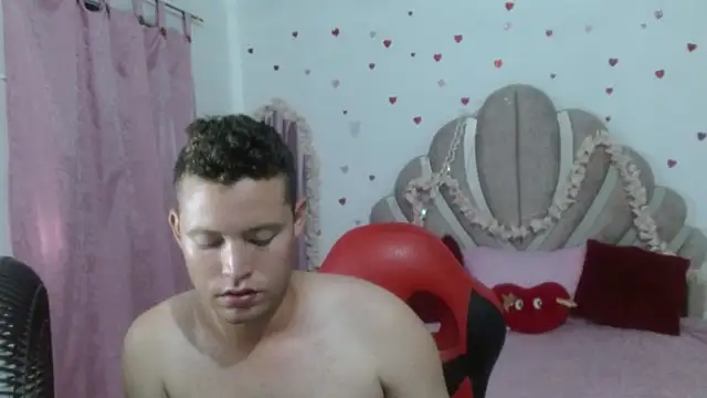 sven_fox723 webcam